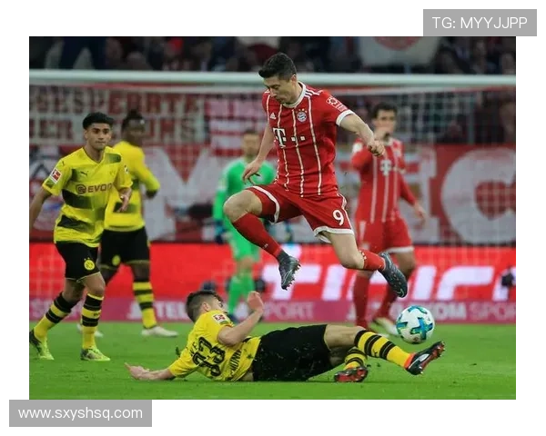 德甲新赛季火热开局拜仁多特强势领跑 球迷热议赛程变动和球队表现